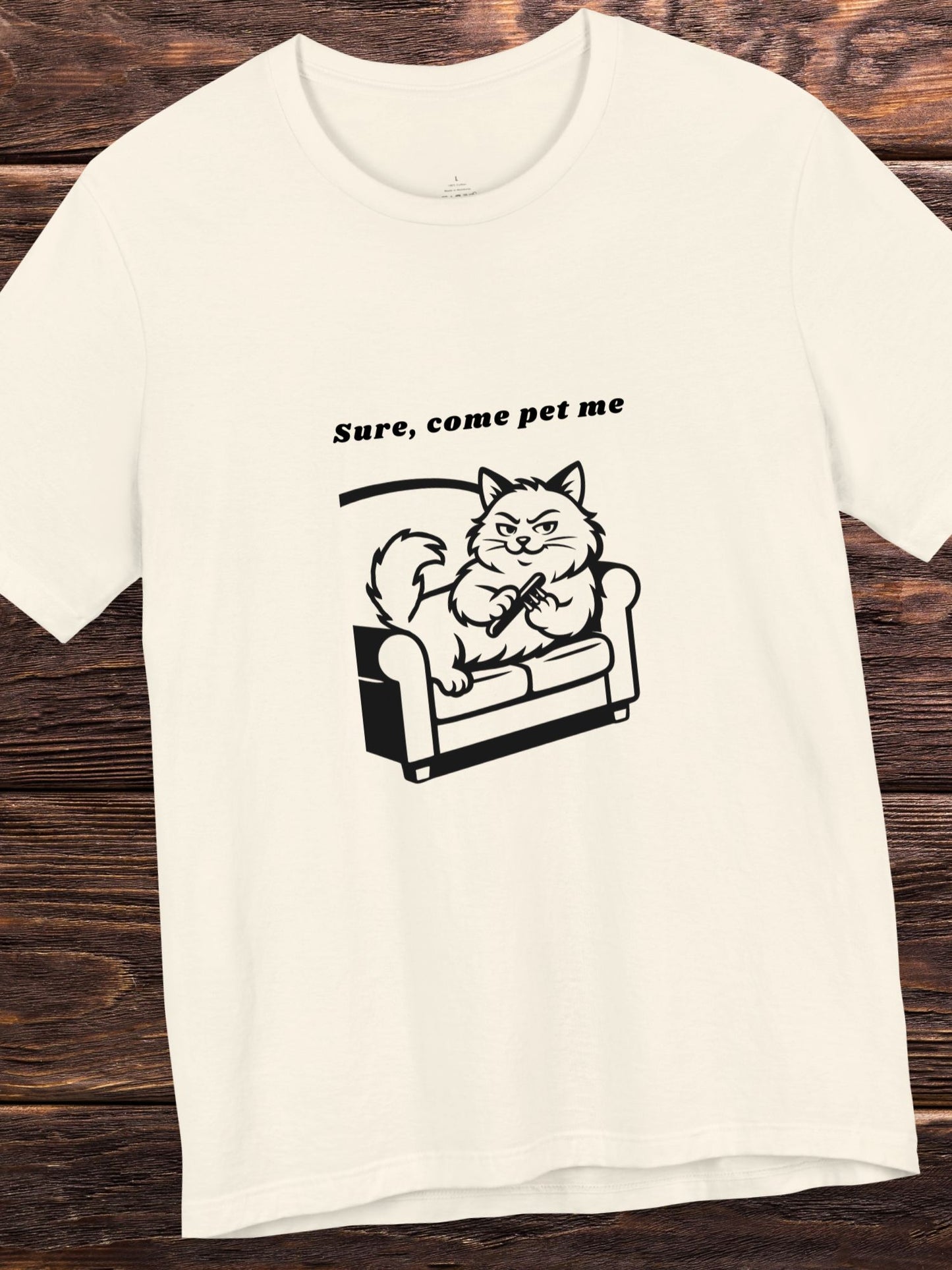 'Sure, come pet me' Cat Sharpening Nails Graphic Unisex T-Shirt, Dangerous Kitty, Cute Cat Lover Tee, Funny Pet T-Shirt, Gift for Cat Lovers