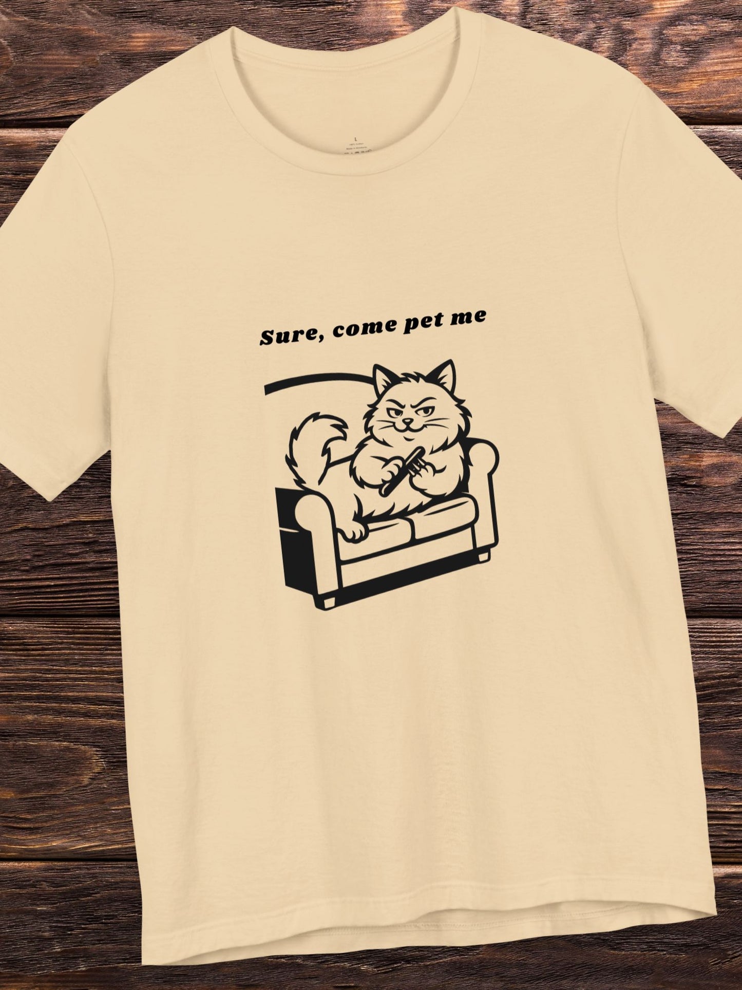 'Sure, come pet me' Cat Sharpening Nails Graphic Unisex T-Shirt, Dangerous Kitty, Cute Cat Lover Tee, Funny Pet T-Shirt, Gift for Cat Lovers